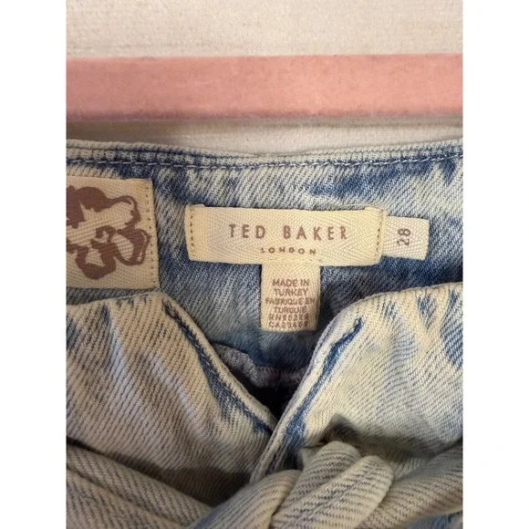 Ted Baker London Kaylaie Light Wash Paperbag Denim Shorts Size 28 Tie Waist - Picture 3 of 5